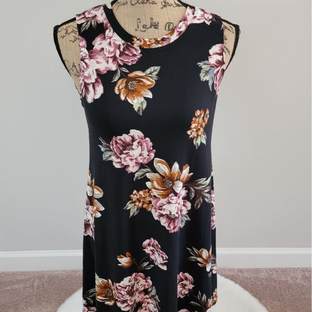 Fortune + Ivy black floral dress